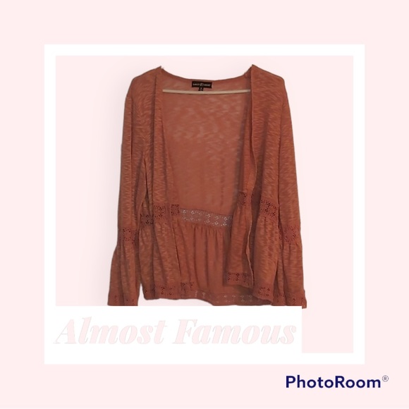 BNWNT bell sleeve crochet detailed sweater - Picture 1 of 7